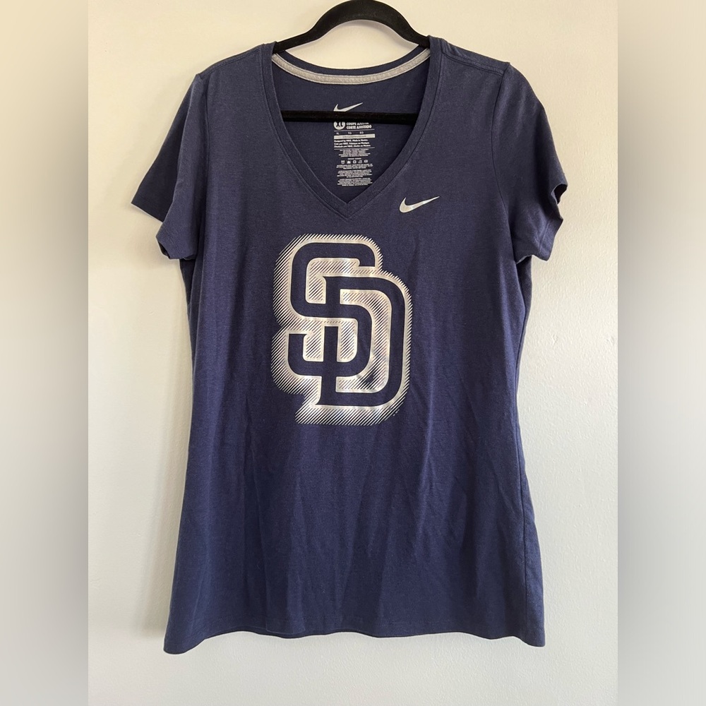 Women’s XL Nike San Diego Padres Navy Project Fireworks V-neck Slim Fit Tee SD